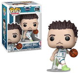 Funko Pop! NBA: Charlotte Hornets – LaMelo Ball Figure Simple Funko