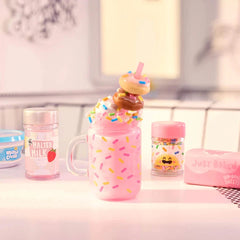 MGA's Miniverse Make It Mini Diner Series 4 Mini Collectibles Simple MGA Miniverse