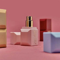 Sabrina Carpenter "Caramel Dream" Bite-Sized Femme Fragrance Eau De Parfum (10mL) Simple Sabrina Carpenter