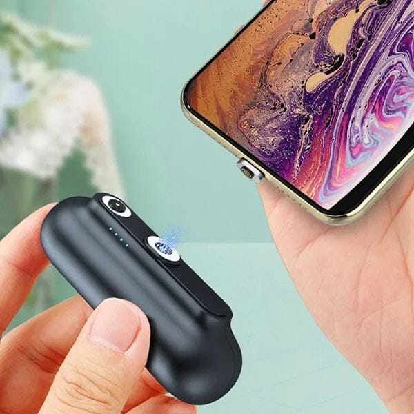 GearWaves: Mini Magnetic 3-in-1 Portable Device Charger Power Bank Simple Showcase