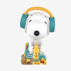 Pop Mart x Peanuts: Snoopy & Woodstock Best Friends Series Figurine Blind Box (1pc) Simple Pop Mart