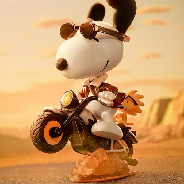 Pop Mart x Peanuts: Snoopy & Woodstock Best Friends Series Figurine Blind Box (1pc) Simple Pop Mart