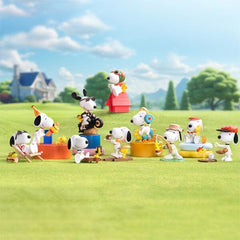 Pop Mart x Peanuts: Snoopy & Woodstock Best Friends Series Figurine Blind Box (1pc) Simple Pop Mart
