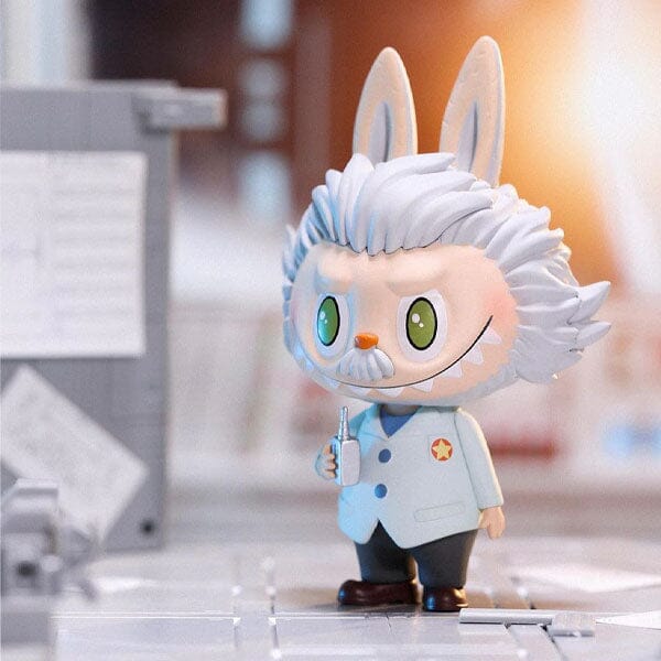 Pop Mart x THE MONSTERS: Space Adventures Series Figurine Blind Box (1pc) Simple Pop Mart