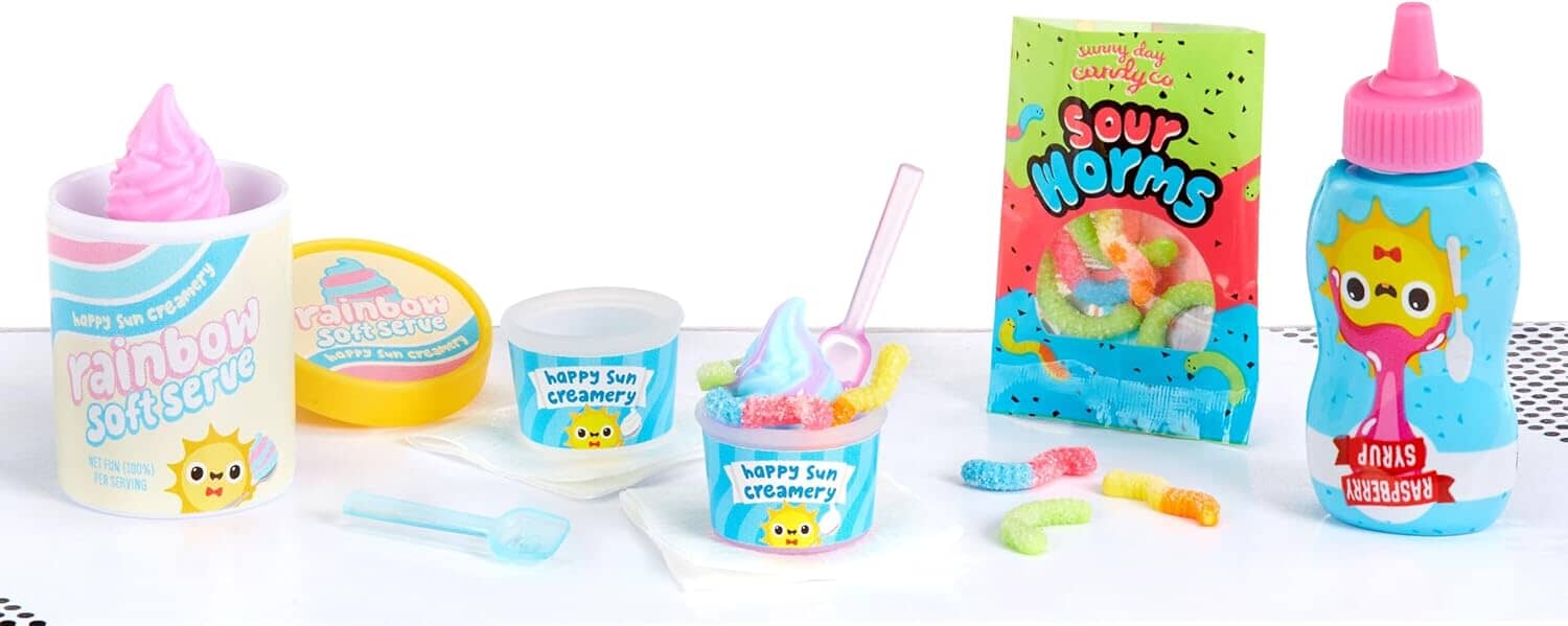 MGA's Miniverse™ - Make It Mini Café: Series 5 Wave B 2025 Mystery Capsule Simple MGA Miniverse 