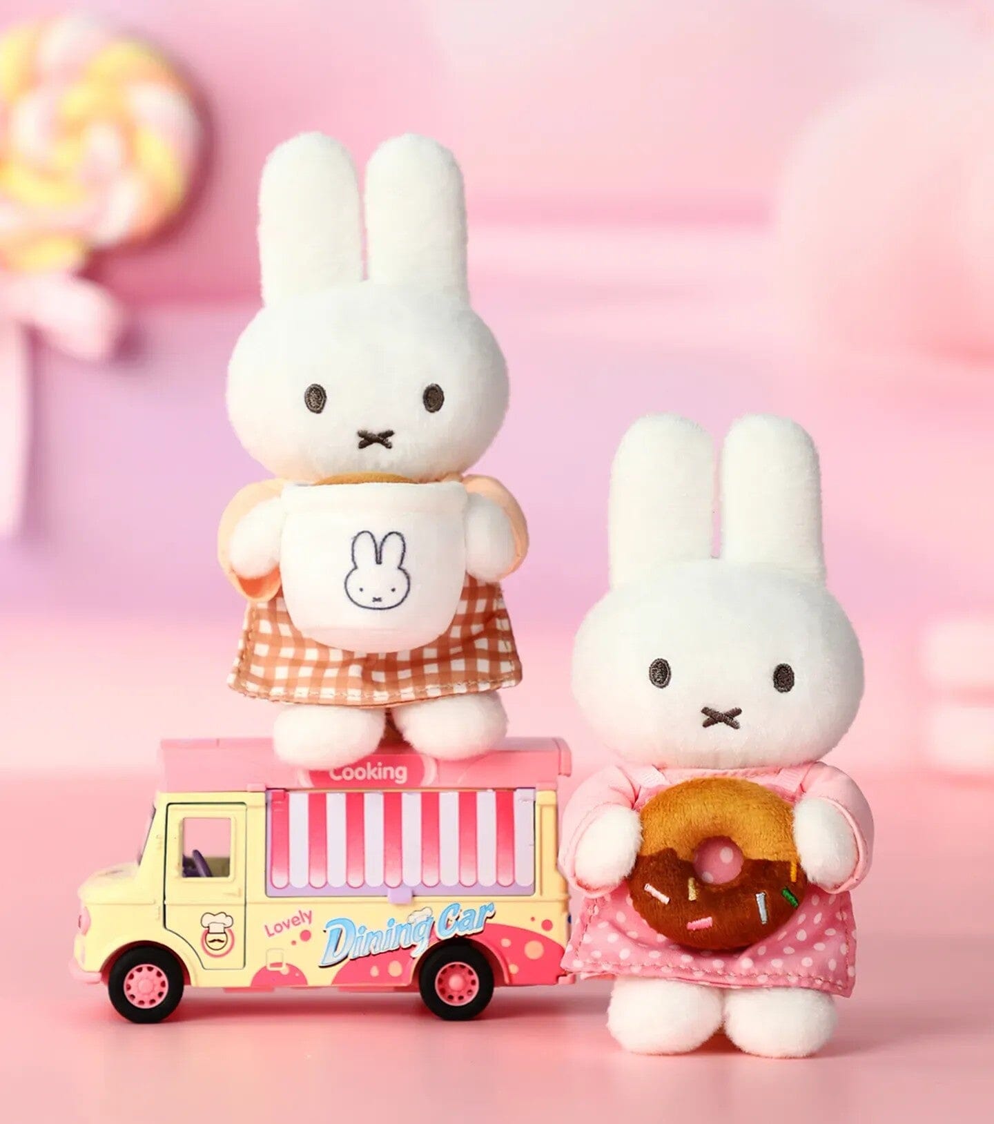 Miffy Bakery Series Plush Keychains Blind Box (1pc) – Mystery Plush Keychain Toy Simple Miffy 