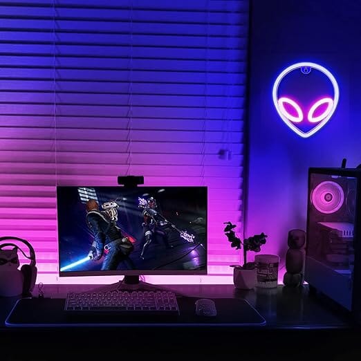 Illumina: Alien Neon Sign Led Light Simple Exclusive 