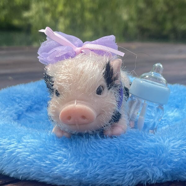 True Heart Treasures Reborn Animals: Patches The Spotted Piglet Realistic Mini Silicone Newborn Baby Pig Simple Showcase 