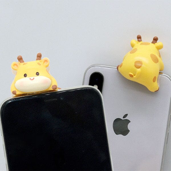 Huggers: The Phone Hugging Animals Collectable Figurine Blind Bag (1pc) Simple Exclusive 