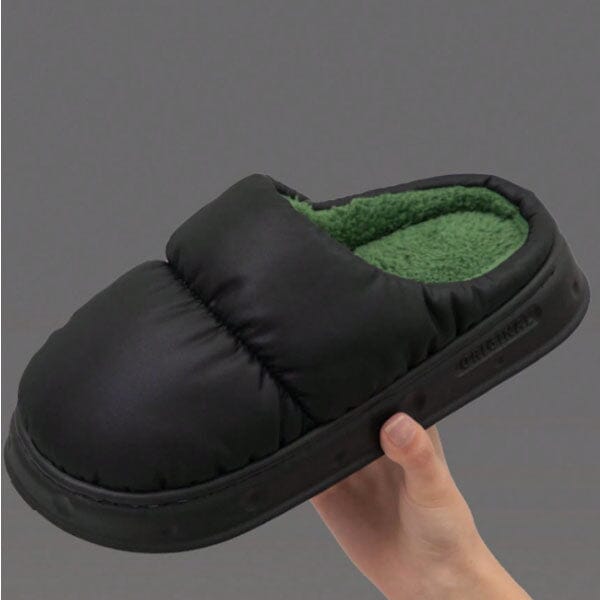 Puffer Slippers Unisex Slides in Black (Multiple Sizes) Simple Showcase 